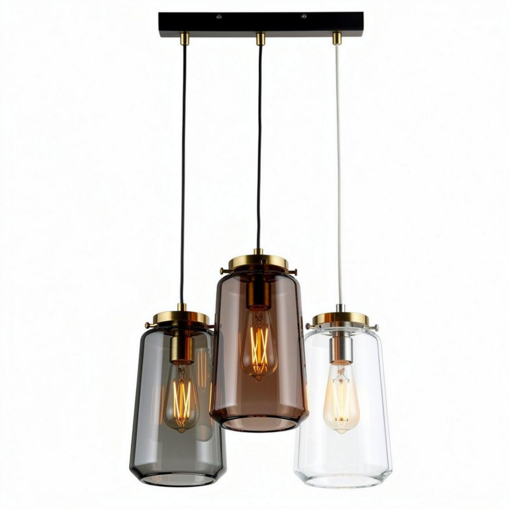 Suspension en verre amber avec trois abat-jours d'une dimension de 30 x 30 x 60cm